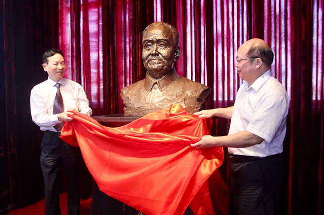 �ȵǵ���ˇ�g(sh��)���O(ji��n)�|��������Ʒ������ľ���~���ٛ�xʽ���}�ǈA�M�e��