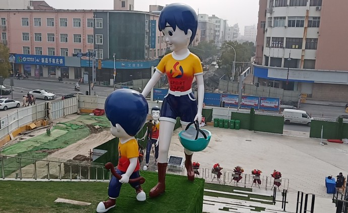 �����f���c(di��n)1.���P䓵��ܵă�(y��u)��(sh��)2.����������ܵ����c(di��n)��