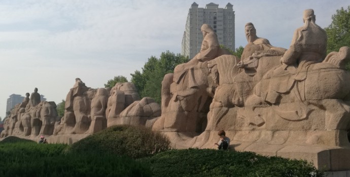 ����������Ҋ��һЩ���}����Щ��